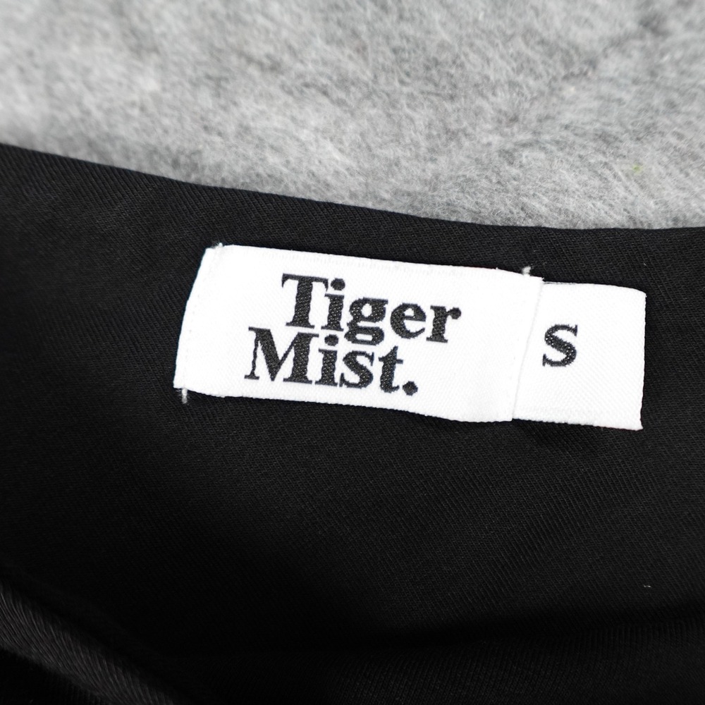 Tiger Mist Top Women Small Black One Shoulder Long Sleeve Cropped Asymmetrical - Picture 2 of 10